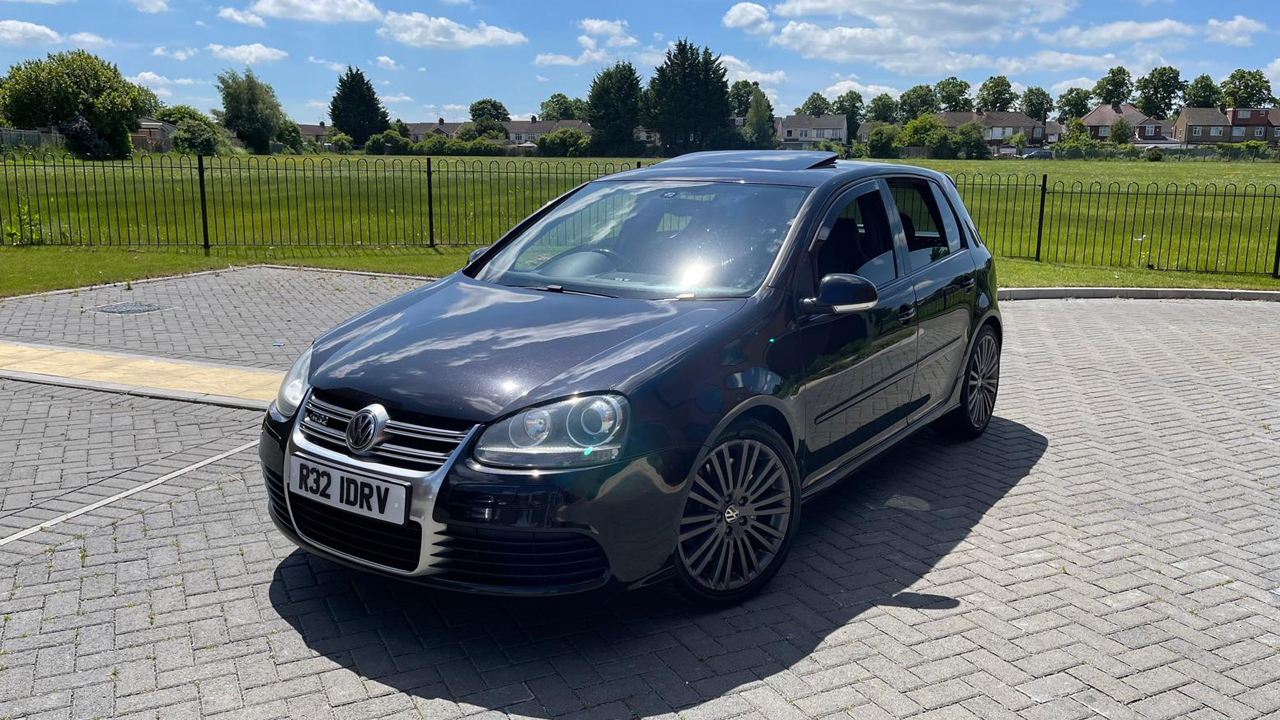 Volkswagen Golf MK5 R32 3.2 V6 DSG Petrol